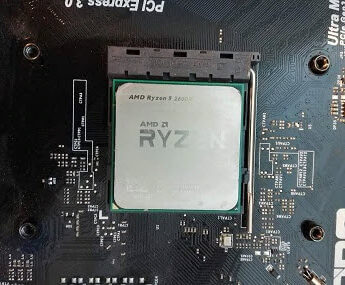 AMD Ryzen está correctamente insertado en el zócalo (fuente de la imagen)